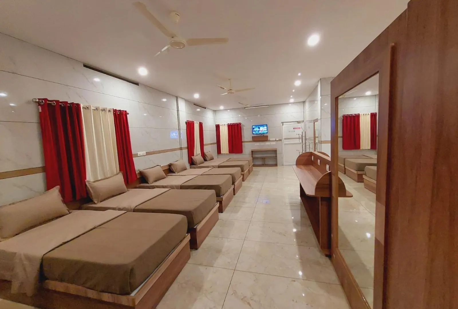 Mistica Munnar Apartment Anachal Homestay